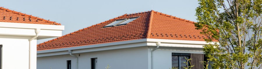 Qendresa Home house with Contiton 12 red roof