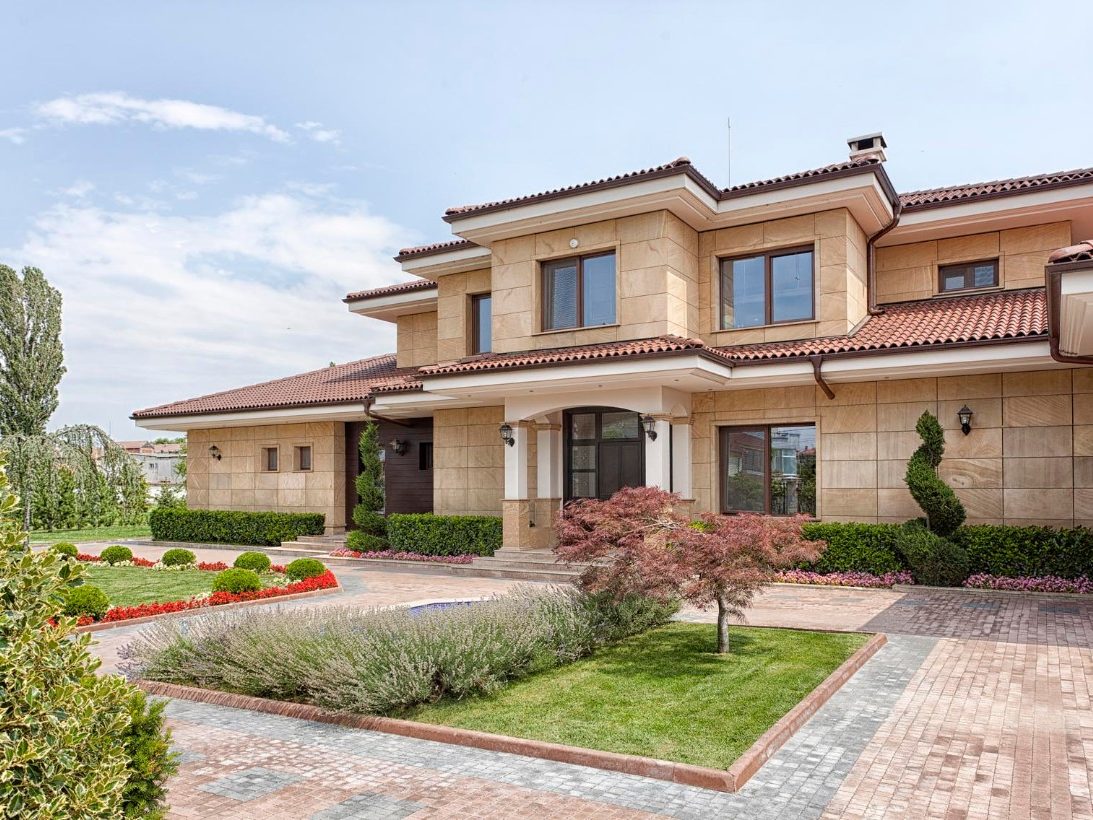 Reference project, single family house built with Porotherm