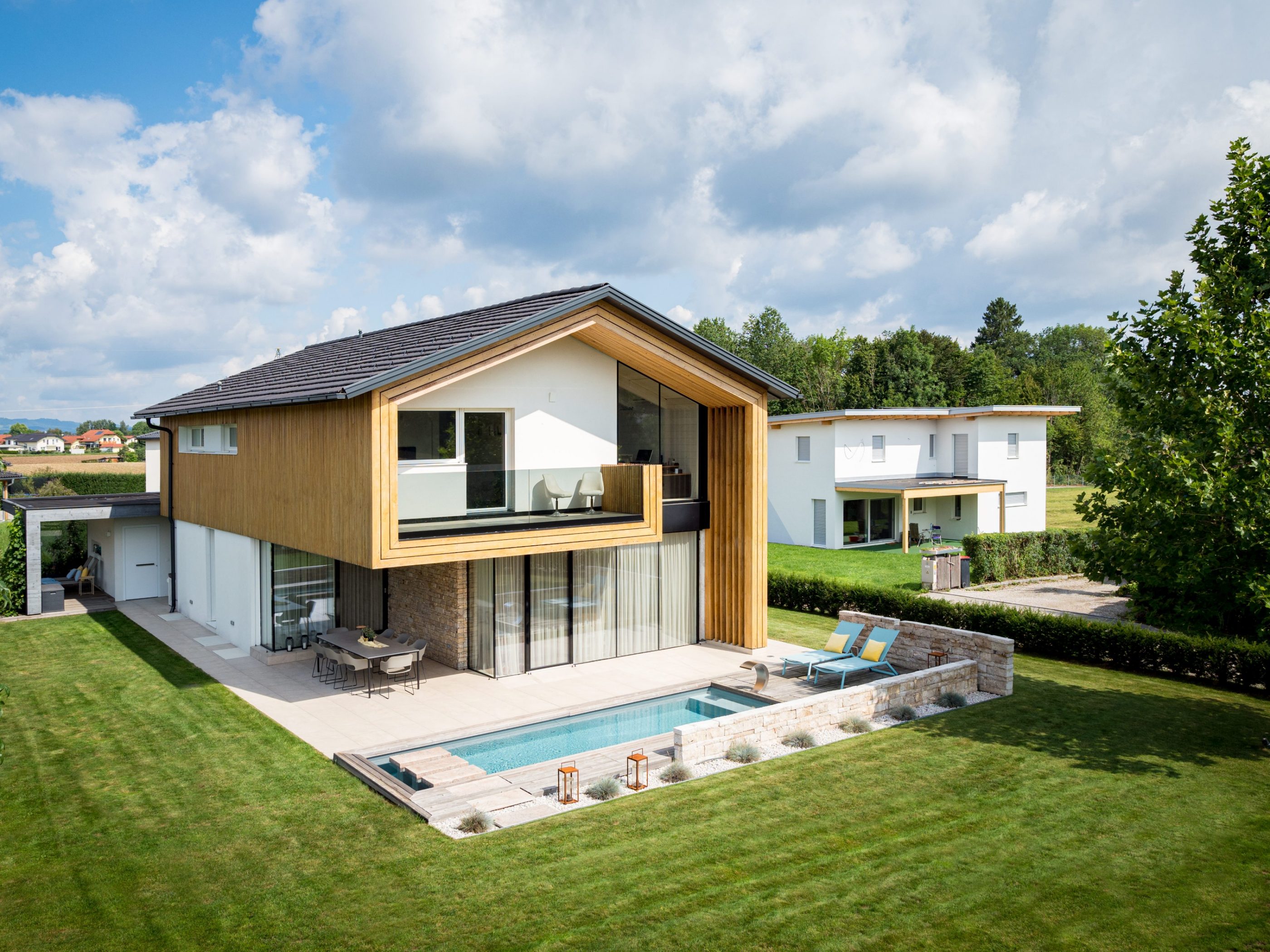 Einfamilienhaus Pichlmann, Figaro Engobe anthrazit schwarz, Tondach, rofftile, single house