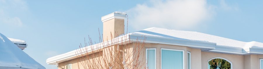 MK_MKT_PHO_WINTER_SNOW_ON_THE_ROOF