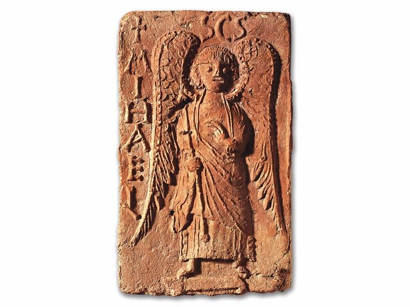 Теракотна икона - Архангел Михаил