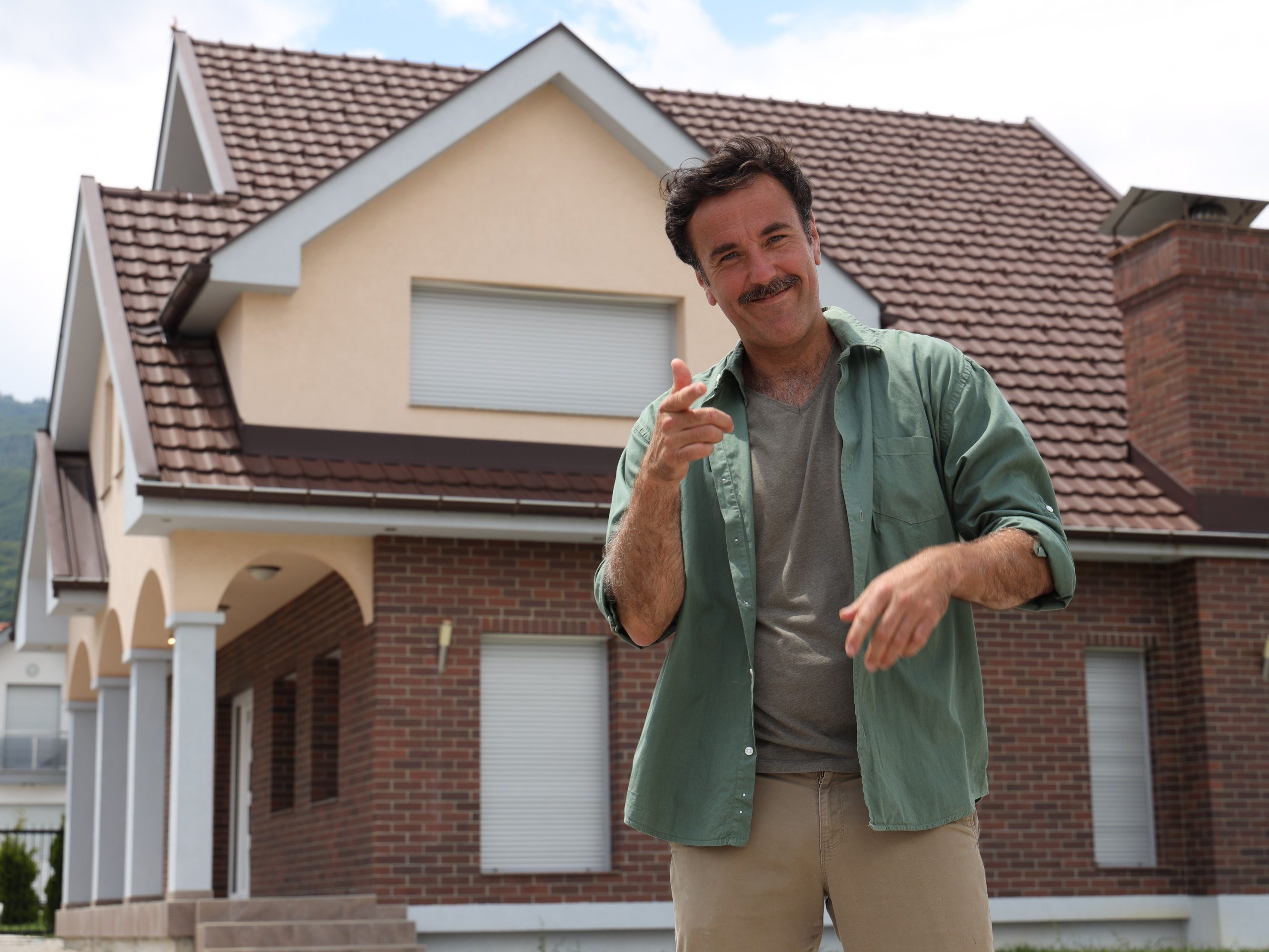 Покрив со сите салтанати