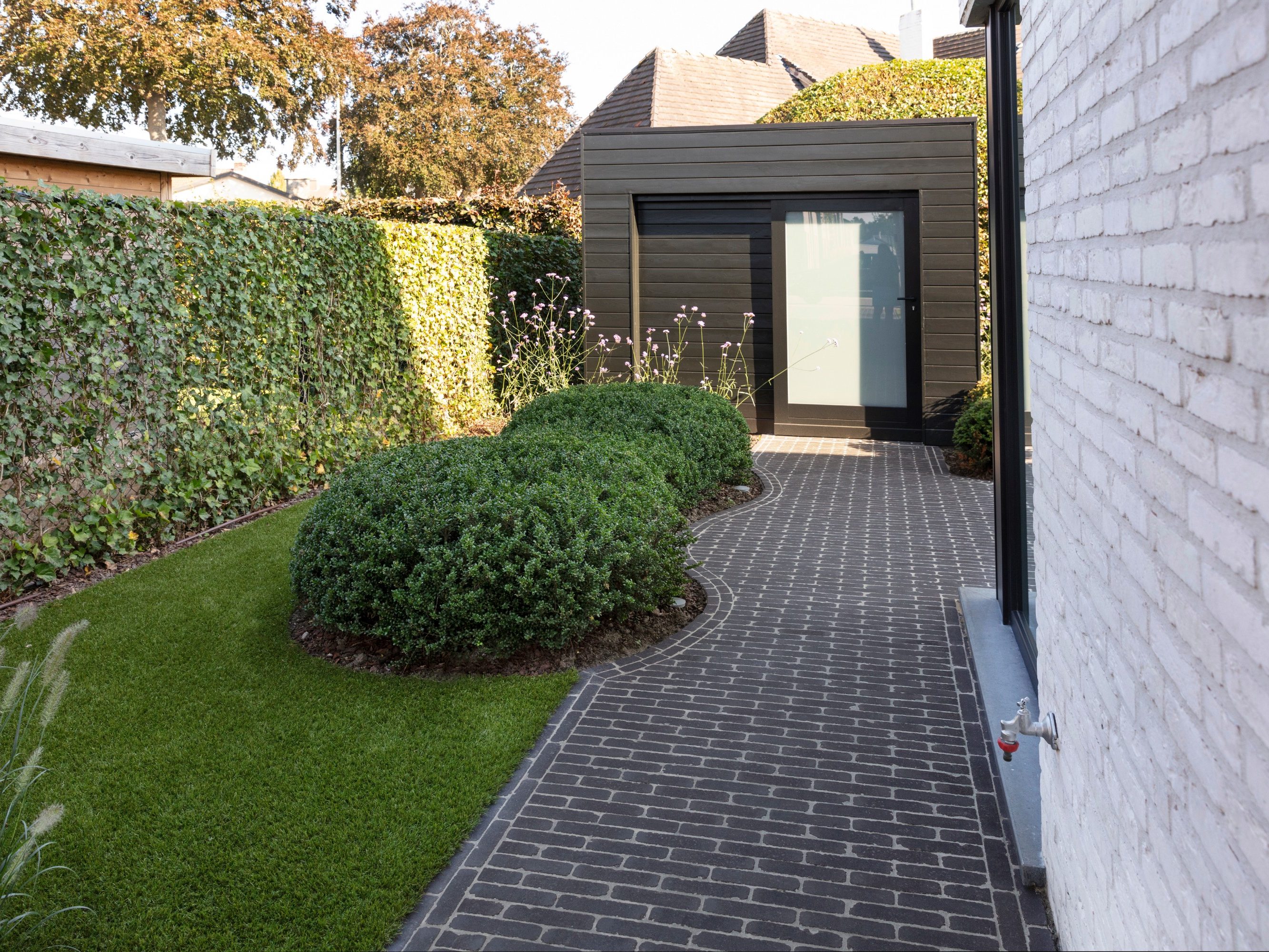 Reference photo private landscaping in Waarschoot