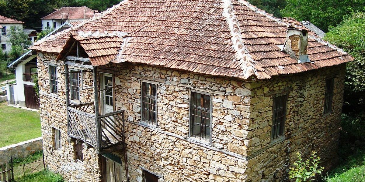 Влегување и чување на куќата