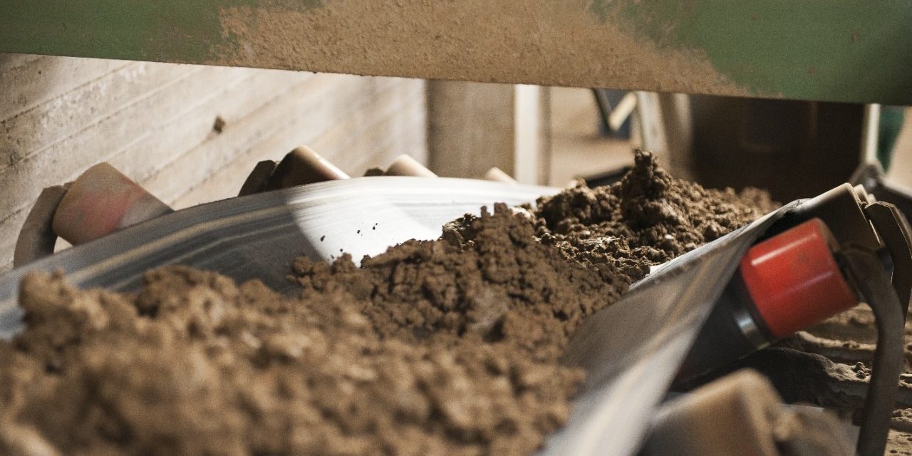 Production moods from the Tondach plant in Pinkafeld, Austria