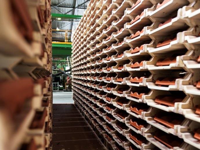 Производство с H касети в Канижа, Сърбия