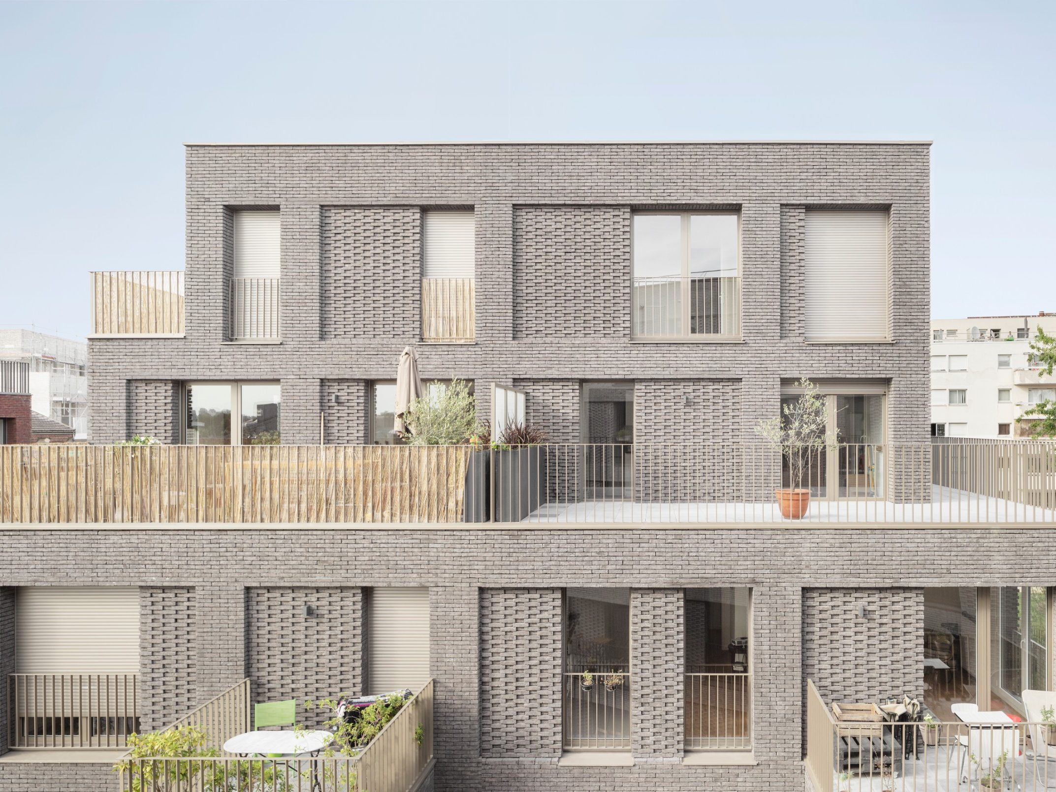 88 housing units Pantin, Brick Award 22 Category "Living together", Architects: Avenier Cornejo Architects. view at higher floor from outside