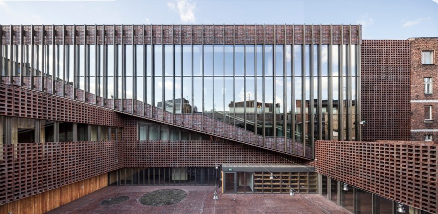 University of Silesia Faculty of Radio and Television; Brick Award 2020 Category "Sharing Public Spaces"; Architects: BAAS Arquitectura, Grupa 5 artchitekci, Maleccy biuro, Photo:  Adrià Goula